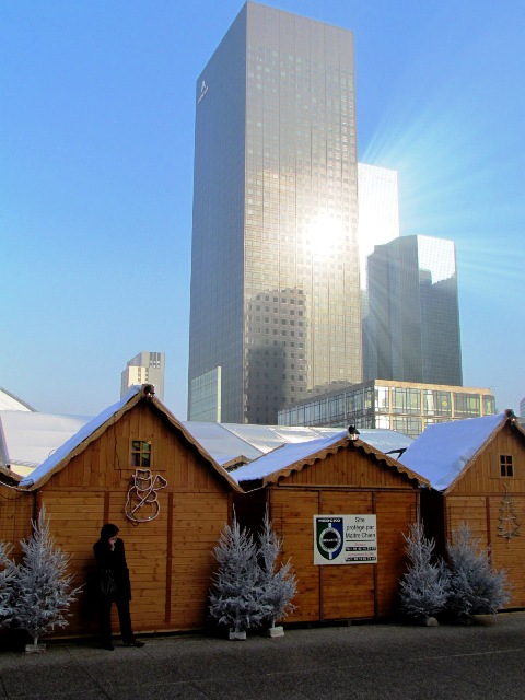 la defense christmas market